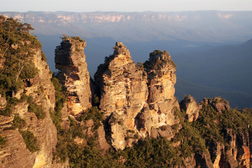 The Three Sisters, Blue Mountains, Soccer tours to Sydney, football